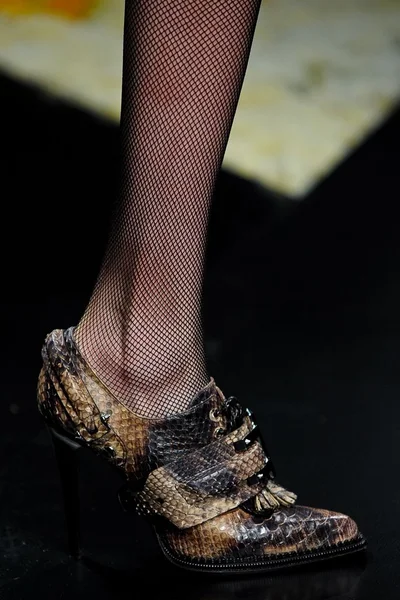 Look 9